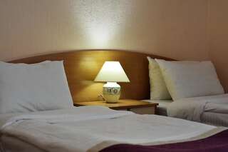 Гостиница Даккар Балаклава Стандартный двухместный номер с 2 отдельными кроватями-1