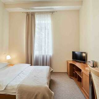 Гостиница Даккар Балаклава Стандартный одноместный с одной полутораспальной кроватью-5