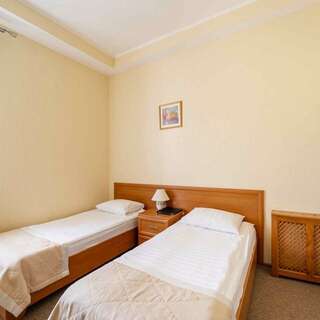 Гостиница Даккар Балаклава Стандартный двухместный с двумя односпальными кроватями-7